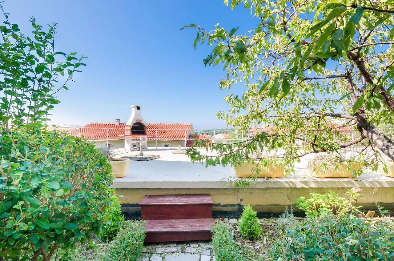Apartments Mirjana B Lopar